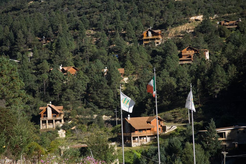 Bosques de Monterreal San Antonio de las Alazanas Exterior foto