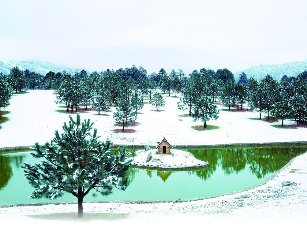 Bosques de Monterreal San Antonio de las Alazanas Exterior foto